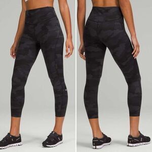 Lululemon Base Pace High-Rise Running Tight 25" in Heritage 365 Camo Deep Coal M